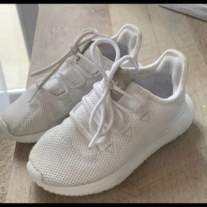 Kids adidas originals tennis shoes